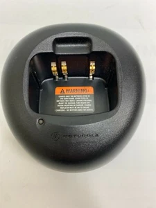 Motorola PMTN4034A  Charging base ONLY  - Picture 1 of 2