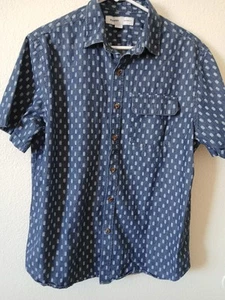 Old Navy Mens Shirt Large  Light Blue Dotted Relaxed Fit Oxford Short Sleeve  - Picture 1 of 12