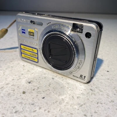 Sony CyberShot DSC-W150 Digital Camera Silver (w/ Genuine Battery) - Image 1 of 4