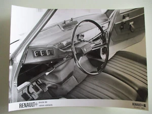 Renault 6 R6 Cockpit Original Foto Werkfoto Pressefoto Photo de presse Mj 1969 - Picture 1 of 2