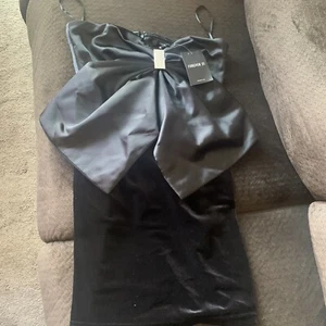 FOREVER 21 Juniors Black Small Strapless Elastic Mini Dress Reg Price $35 - Picture 1 of 2