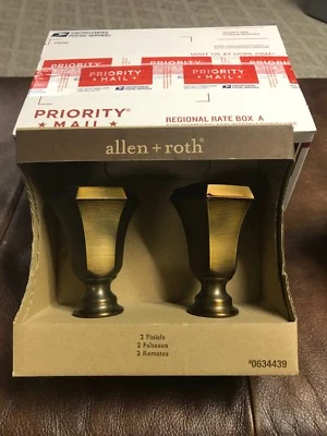 Acabados de latón desgastado Allen & Roth para 1" de diámetro Herrajes de barra de cortina 0634439 Foto 1 de 4