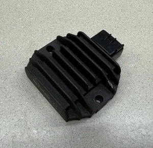 Yamaha Raptor 350 Voltage Regulator - Picture 1 of 4