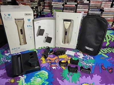 Wahl Profesional Animal Arco Pet Kit Cortapelos Inalámbrico - ¡NUEVO! (Caja abierta) Foto 1 de 4