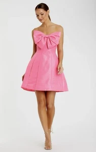 Mini abito Mac Duggal 49210 taglia 10 rosa senza spalline oversize fiocco aderente e svasato $298 - Foto 1 di 5