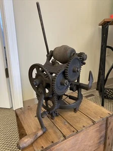 Antique Cast Iron McCormick Sickle Blade Sharpener Grinder Tool Gears Chicago IL - Picture 1 of 24