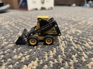 Vintage Loose Ertl New Holland Skid Steer Loader L555 Diecast 1:64 Scale Toy - Picture 1 of 6