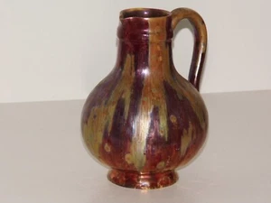 KRUG KERAMIK GLÄNZEND MIT DEKOR IN IRISIERENDEN FARBEN SIGNIERT CLEMENT MASSIER 1850 - Bild 1 von 9