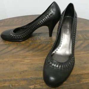 Gianni Bini Women’s 8.5M Black & Gray Leather High Heels Pumps Classic Round Toe - Picture 1 of 10