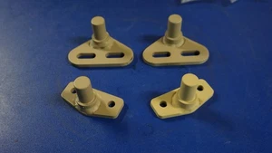 Juego de golpes de puerta delanteros y traseros para HMMWV HUMVEE 12480702 X puertas tostadas - Imagen 1 de 8