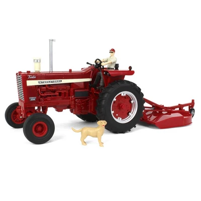 Tractor Farmall 1256 Big Farm 1/16 ERTL con cortacésped y figuras 44380. OFERTA Foto 1 de 4