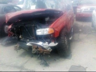 Automatic Transmission 4WD Fits 03 AVALANCHE 1500 2656918 Foto 1 de 4