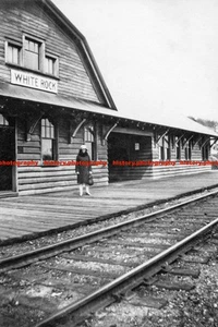 F006432 Canada Railway station White Rock British Columbia - Picture 1 of 3
