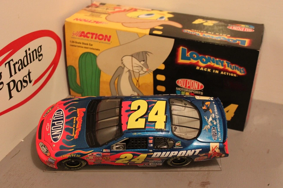 2003 Jeff Gordon Dupont Looney Tunes Back In Action 1/24 Action NASCAR Diecast - Image 1 of 1