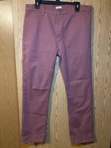 Jeans Levi da uomo W34 L30 rossi Levi elasticizzati gamba dritta - Foto 1 di 6