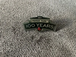 Fenway Park 100 Jahre Pin — 1912 bis 2012 — kostenloser Versand inklusive - Bild 1 von 3