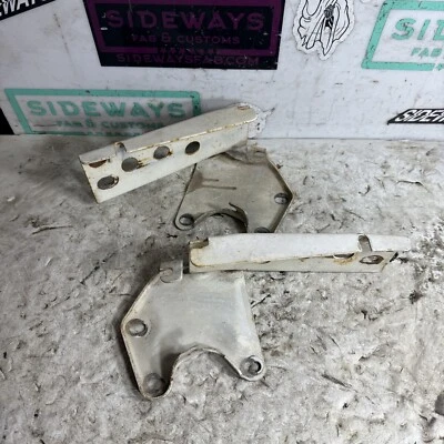 Par de bisagras de capó izquierda derecha 79-83 Datsun 280zx Foto 1 de 4