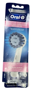 Paquete de 3 cabezales de cepillo extra suaves Oral-B Sensitive Gum Care para mango recargable - Imagen 1 de 2