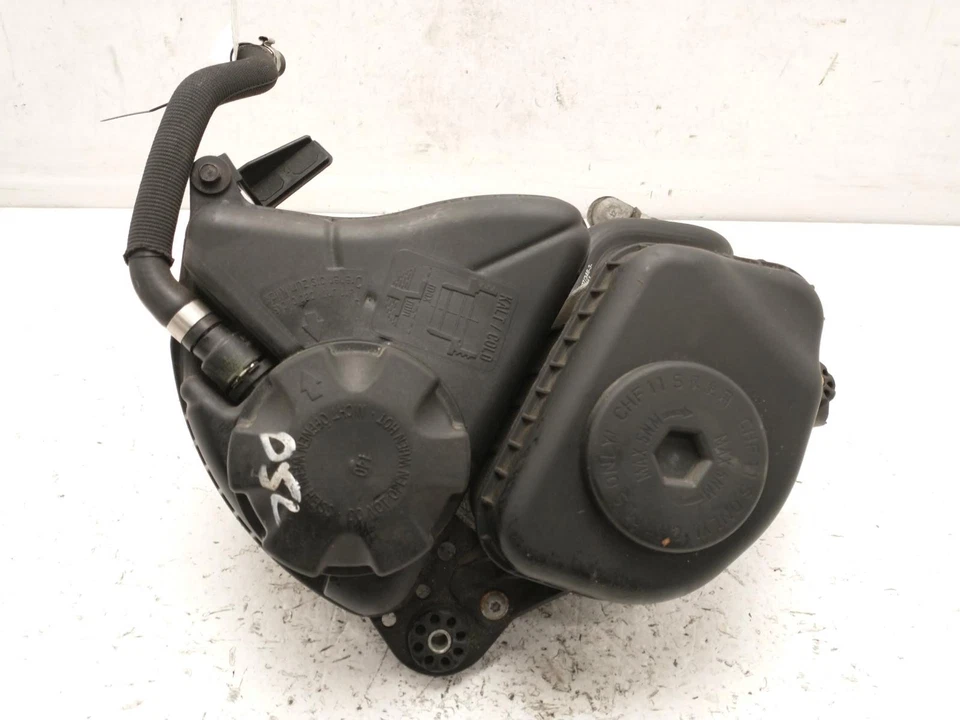  7 SERIES EXPANSION TANK  Diesel Saloon 17137647283 08-15 BMW - Image 1 of 4