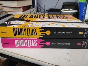 Deadly Class Deluxe Hardcover Band 1-2 Bild Comics - Bild 1 von 11