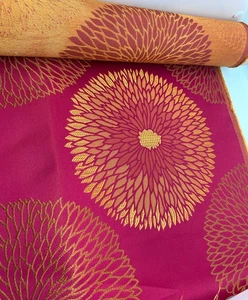 9 metres cerise pink and gold furnishing fabric FREE POSTAGE - Picture 1 of 5