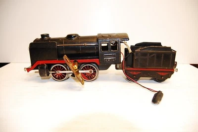 alte Märklin Spur 0 Blech Dampflokomotive R 900 + Tender 909/0 Uhrwerk + Licht - Bild 1 von 4