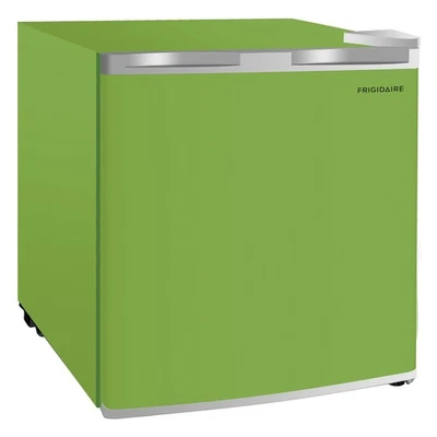 Refrigerador compacto Frigidaire® 1,6 pies cúbicos 50 vatios (verde) Foto 1 de 4
