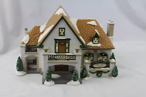 Dipartimento 56 Snow Village Linden Hill's Country Club #54917 con luce/cavo, scatola - Foto 1 di 11