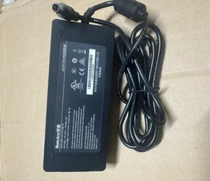 Hisense Vidda C1 HD Laser Projector Adaptateur Round Port with Pin - Afbeelding 1 van 3