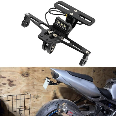 Soporte de matrícula ajustable para cola de motocicleta ordenado eliminador de guardabarros luz LED Foto 1 de 4
