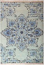 Modern style with an all-over floral pattern hand-knotted 100% wool 5 x 8 ft