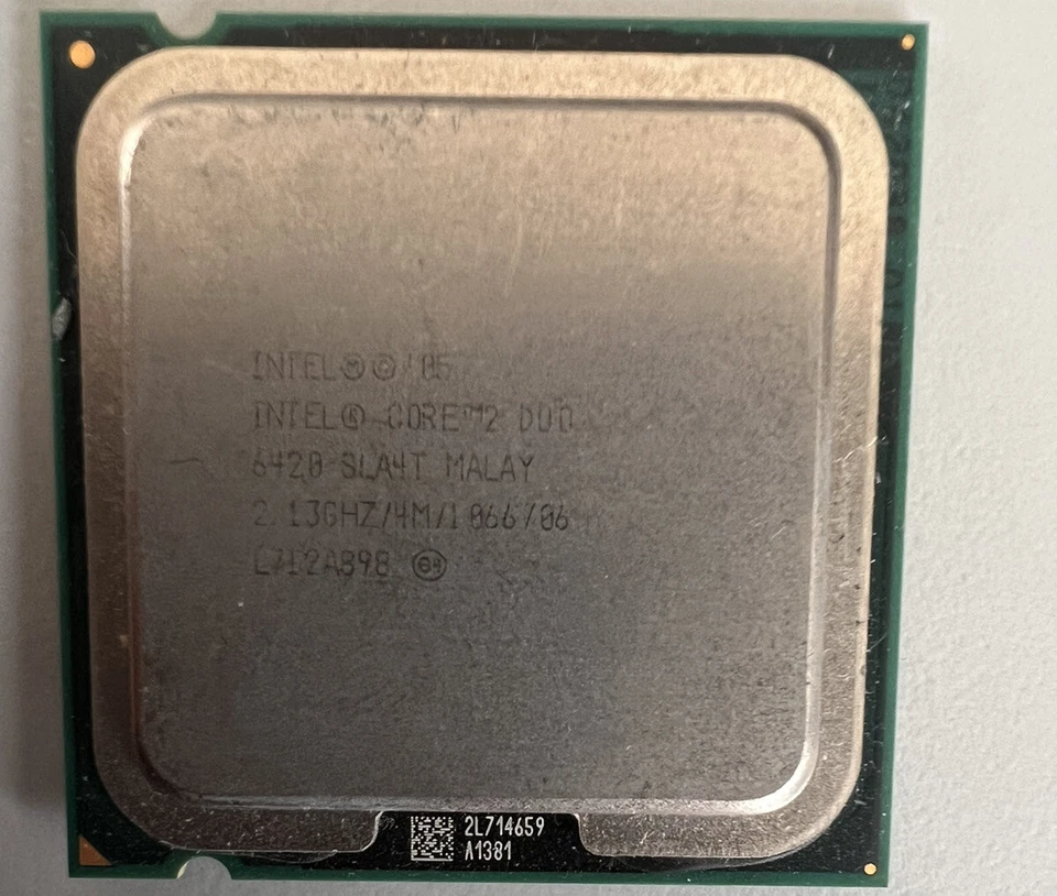 Intel Core 2 Duo E6420 - 2.13GHz Dual-Core (HH80557PH0464M) Processor - Image 1 of 1