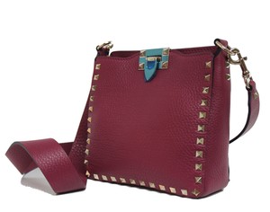 valentino rockstud hobo bolsa