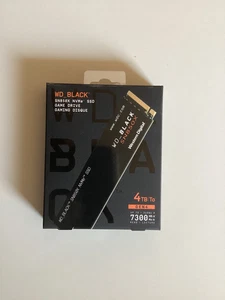 Western Digital WD_BLACK SN850X 4TB NVMe Internal SSD (WDS400T2X0E) - Afbeelding 1 van 2
