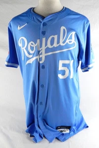 Camiseta deportiva 2024 Kansas City Royals Brady Singer #51 emitida por el juego azul en polvo 46 079 - Imagen 1 de 10