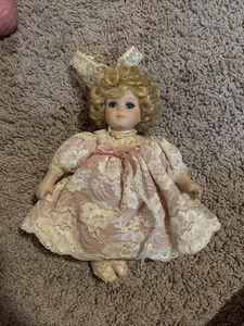 Haunted Doll Positive Child Spirit 9 Zoll G3 - Bild 1 von 1