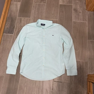 Camisa Tucker Vineyard Vines Para Hombre Calce Mediano Ajustado Verde Blanco Rayas Ballenas Foto 1 de 4
