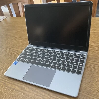 Chuwi HeroBook Pro 14,1'' (Intel Celeron N4000, 8GB RAM, 256GB SSD) con DIFETTO - Immagine 1 di 4