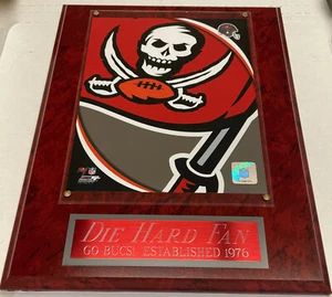 DIE HARD FAN TAMPA BAY BUCCANEERS FRAMED 8X10 PHOTO-MAN CAVE ART-12X15 PLAQUE - Picture 1 of 3