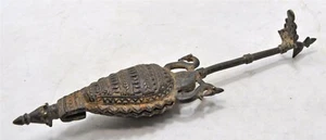 Antique Brass Temple Diya Aarti Stand Original Old Hand Crafted Fine Engraved - Picture 1 of 5