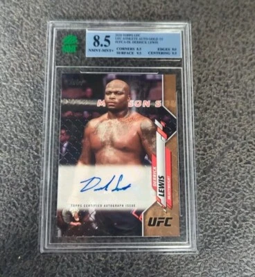 2020 Topps UFC Autographs Gold #UFCADL Derrick Lewis 05/25 MNT 8.5 - Image 1 of 3