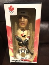 Joe Sakic 2002 Hand Painted Bobble Head Team Canada NHL Hockey NEW