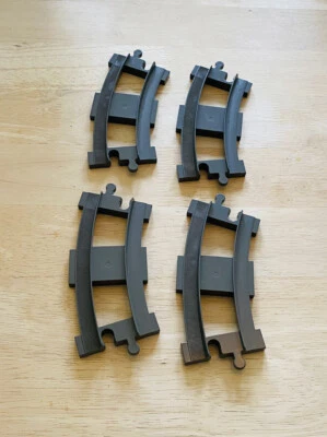 Lego Duplo Curved Railway Track. 6 x Dark Grey. Part number 6378 Train Track - Image 1 of 3