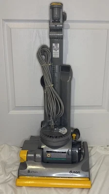 🧽Dyson GENUINE DYSON DC07 VACUUM BODY DUCT ASSEMBLY with motor -parts only - Image 1 of 4