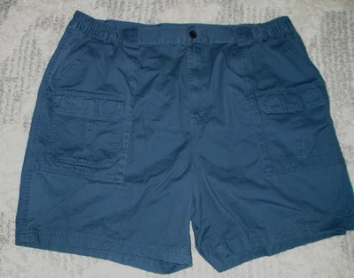 CROFT & BARROW MEN'S BLUE SIZE (44) (7" INSEAM) 100% COTTON CARGO SHORTS! - Image 1 of 4