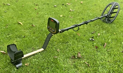 FISHER GOLDBUG PRO- METAL DETECTOR - Image 1 of 4
