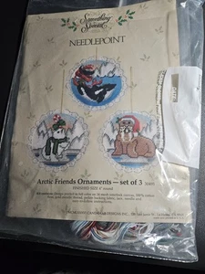 Candamar Designs Etwas Besonderes Nadelspitze Ornament Kit 30491 Arctic Friends - Bild 1 von 5