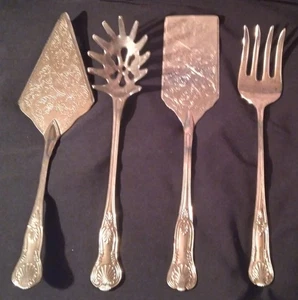VINTAGE SILVER PLATED SERVING UTENSILS - Picture 1 of 1