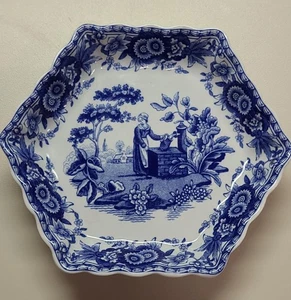 Bandeja pequeña hexagonal Spode Blue Room serie georgiana "Girl At Well" - Imagen 1 de 1