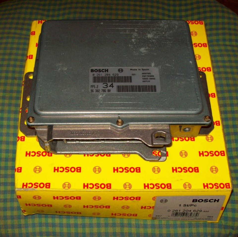 3 centraline nuove 0261204629 9630278680 Citroen Saxo 1.6i Peugeot 106 - Immagine 1 di 1